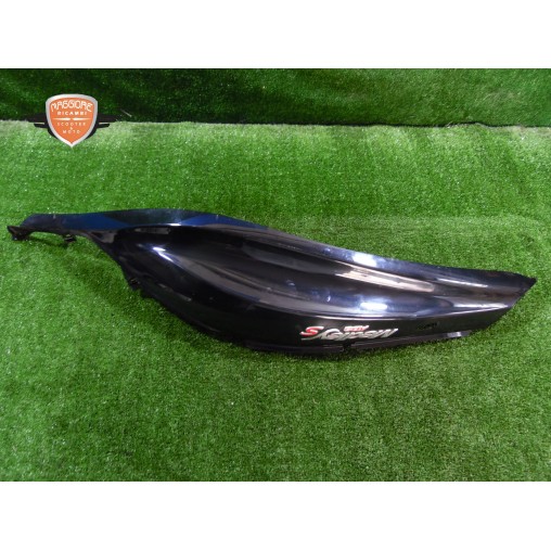 Right sided hull Piaggio Medley 125 150 ABS 2016 2019