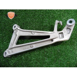 Soporte para el pie trasero derecho Honda CBR 125 R 2004 2006