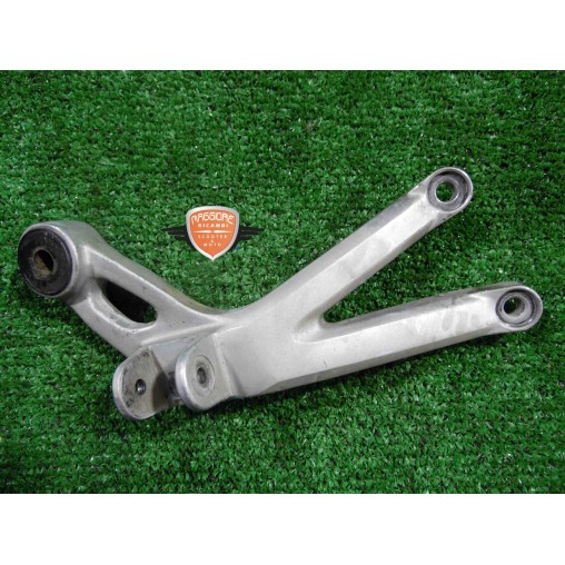 Supporto pedana poggiapiedi posteriore destra Yamaha YZF R6 2001 2002