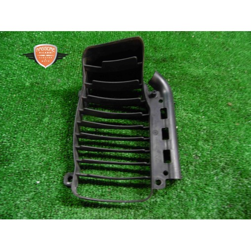 Right radiator protection grill Piaggio Vespa Gran Turismo 200 L 2003 2006