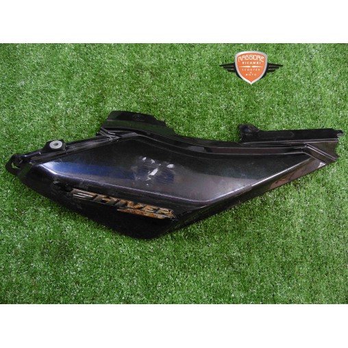 Cárcasa carenado codón derecho Aprilia Shiver 750 2010 2016