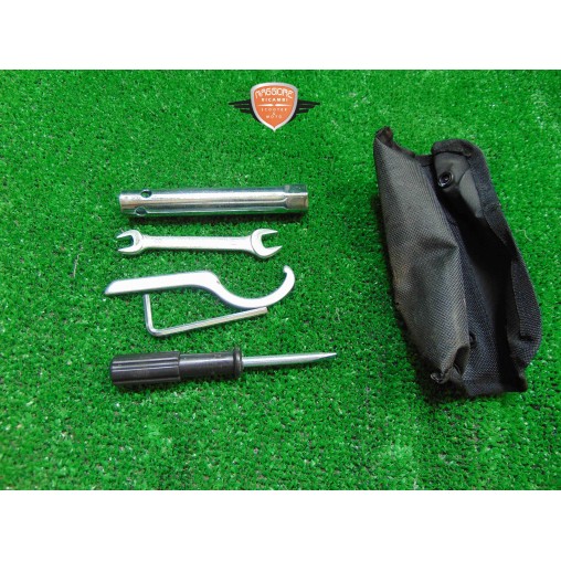 Unterwasser tool kit Malaguti XSM 125 2019 2020