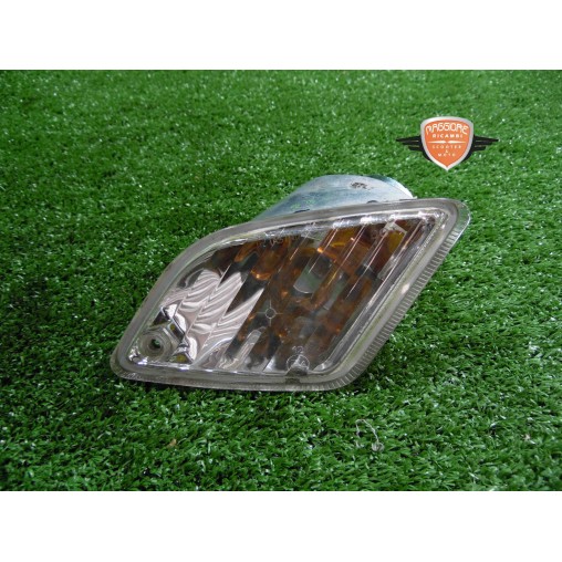 Freccia indicatore posteriore destra Piaggio Vespa GTS 300 2010 2014