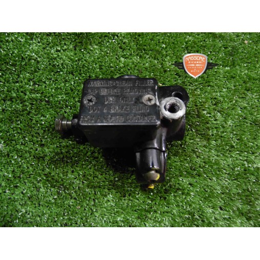 Bomba de freno delantera derecha Piaggio Vespa GTS 300 2010 2014