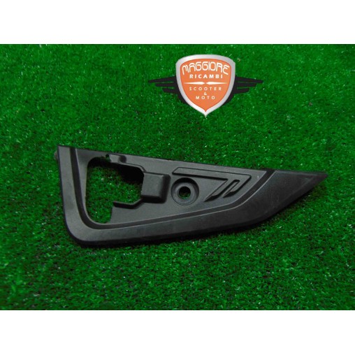 Carénage de repose-pied droit Honda SH 125 2020 2022