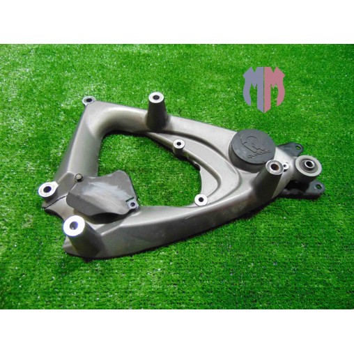 Exhaust terminal support bracket Quadro QV3 350 2018 2019