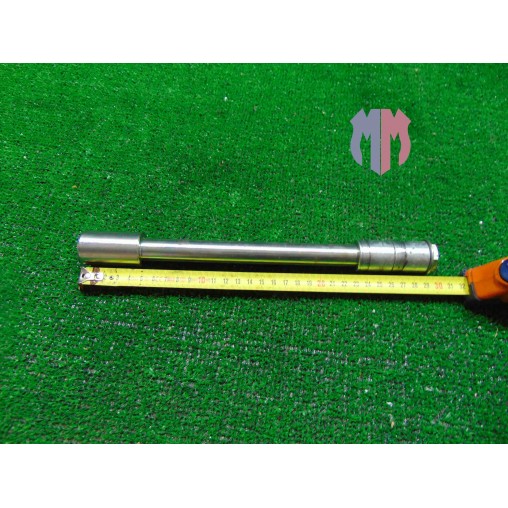 Front wheel pin Kymco AK 550 ETA 2021 2023